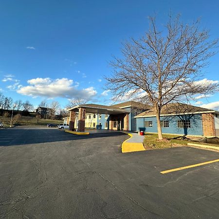 Americinn By Wyndham Reedsburg מראה חיצוני תמונה