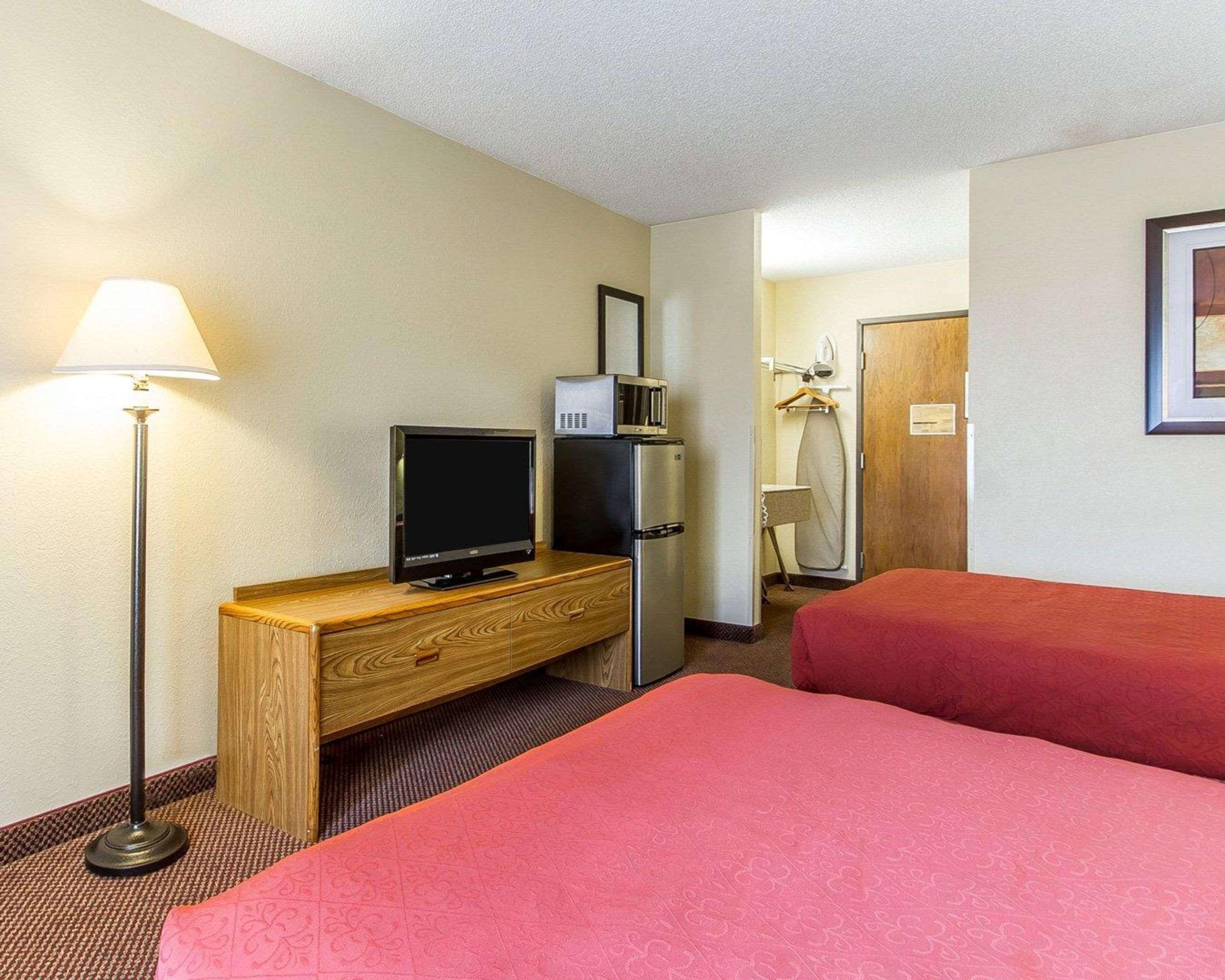Americinn By Wyndham Reedsburg מראה חיצוני תמונה