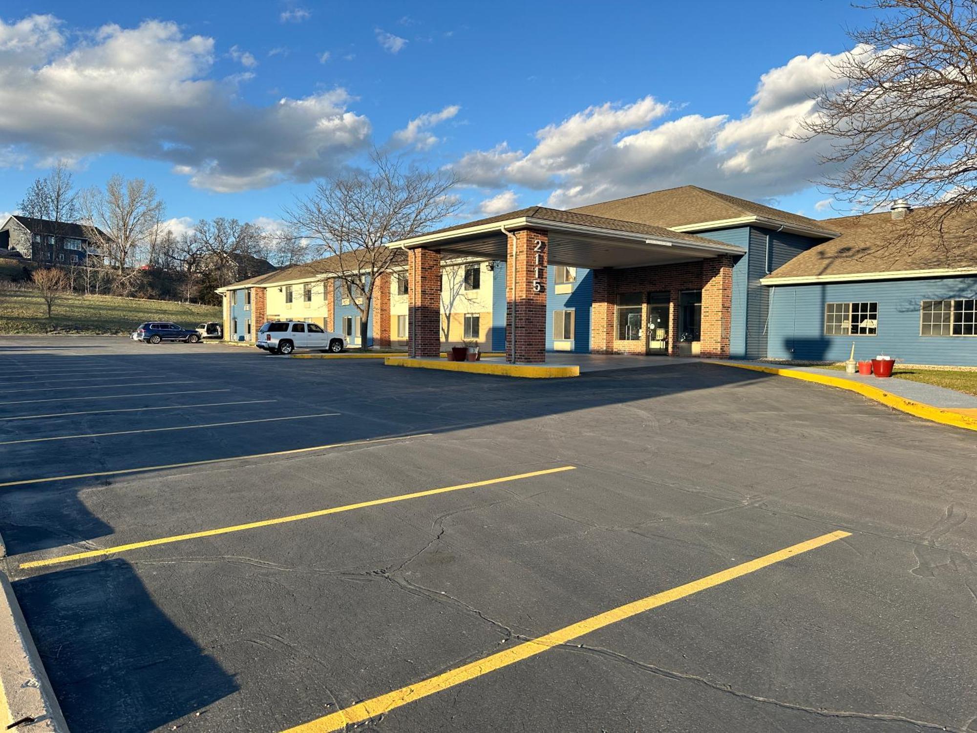 Americinn By Wyndham Reedsburg מראה חיצוני תמונה