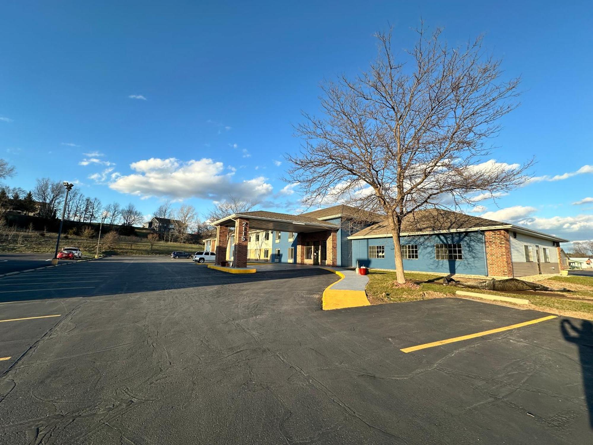 Americinn By Wyndham Reedsburg מראה חיצוני תמונה