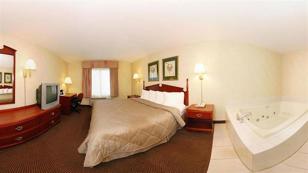 Americinn By Wyndham Reedsburg מראה חיצוני תמונה